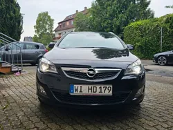 Schwarz Gebraucht 2011 Opel Astra Sport Kombi | 5.800 € (Fairer Preis)