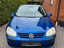 Blau Gebraucht 2004 VW Golf V Limousine | 1.850 € (Fairer Preis)