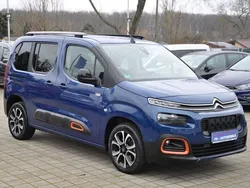 Blau Gebraucht 2020 Citroën Berlingo XTR Van / Kleinbus | 25.990 € (Teuer)