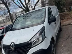 Weiß Gebraucht 2015 Renault Trafic Van | 5.300 €
