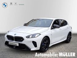 Weiss Gebraucht 2025 BMW M135 Performance Kleinwagen | 45.890 € (Fairer Preis)