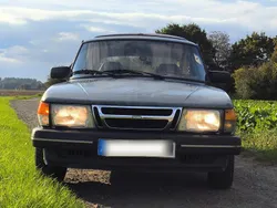 Blau Gebraucht 1984 Saab 900 Kleinwagen | 2.950 €