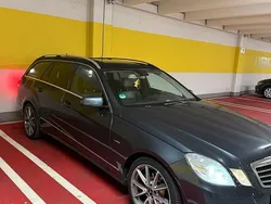 Grau Gebraucht 2010 Mercedes E250 Kombi | 7.200 € (Fairer Preis)