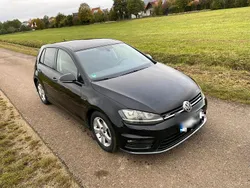 Schwarz Gebraucht 2015 VW Golf VII LOUNGE Limousine | 12.500 € (Etwas zu teuer)