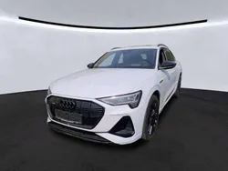 Gletscherweiß metallic Gebraucht 2022 Audi e-tron Sportback Black Edition SUV | 40.930 € (Fairer Preis)
