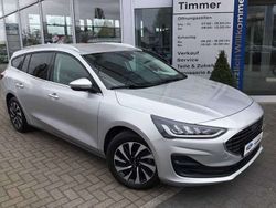 Silber (moondust silver met.) Gebraucht 2023 Ford Focus Titanium Kombi | 22.490 € (Etwas zu teuer)