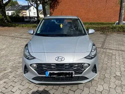 Silber Gebraucht 2023 Hyundai i10 Select Kleinwagen | 10.950 € (Guter Preis)