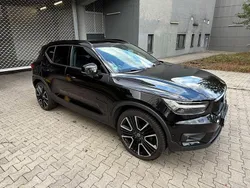 Schwarz Gebraucht 2019 Volvo XC40 Momentum SUV | 25.500 € (Fairer Preis)