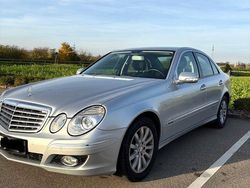 Silber Gebraucht 2008 Mercedes E200 Elegance Limousine | 10.900 € (Teuer)