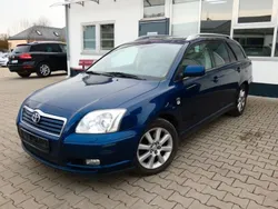 Blau Gebraucht 2003 Toyota Avensis Kombi | 1.590 € (Superpreis)