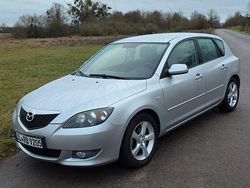 Silber Gebraucht 2005 Mazda 3 Active Limousine | 2.200 € (Fairer Preis)