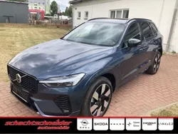 Blau Gebraucht 2024 Volvo XC60 Plus SUV | 53.990 € (Etwas zu teuer)