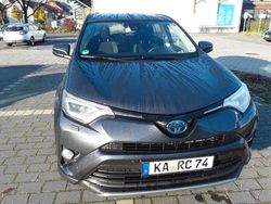 Silber Gebraucht 2019 Toyota RAV4 Team SUV | 22.300 € (Superpreis)