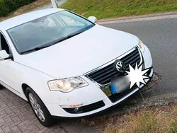 Weiß Gebraucht 2011 VW Passat Limousine | 7.499 € (Guter Preis)