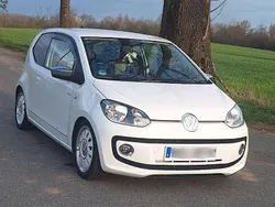 Weiß Gebraucht 2012 VW up! Kleinwagen | 4.999 € (Etwas zu teuer)