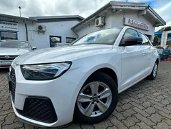 Cortinaweiß Gebraucht 2019 Audi A1 Comfort Kleinwagen | 12.949 €