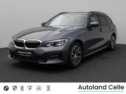 Mineralgrau metallicb39schwarz Gebraucht 2022 BMW 320 Sport Line Limousine | 24.499 € (Superpreis)