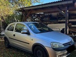 Silber Gebraucht 2001 Opel Corsa Limousine | 800 € (Guter Preis)