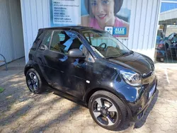 Schwarz Gebraucht 2024 Smart ForTwo Electric Drive Exclusive Cabrio | 17.423 € (Fairer Preis)