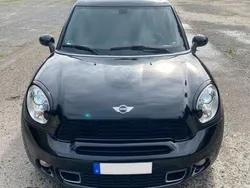 Schwarz Gebraucht 2011 Mini Countryman SUV | 10.900 € (Etwas zu teuer)