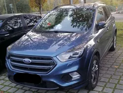 Blau Gebraucht 2018 Ford Kuga ST-Line SUV | 17.999 € (Etwas zu teuer)