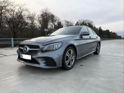 Grau Gebraucht 2019 Mercedes C180 AMG line Limousine | 21.799 € (Guter Preis)