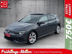 Grau Gebraucht 2024 VW Golf VIII Pro Limousine | 36.950 € (Guter Preis)