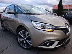 Beige dune Gebraucht 2017 Renault Scénic IV Intens Van / Kleinbus | 8.900 € (Guter Preis)