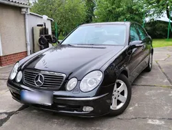 Schwarz Gebraucht 2003 Mercedes 240 Limousine | 5.900 € (Fairer Preis)