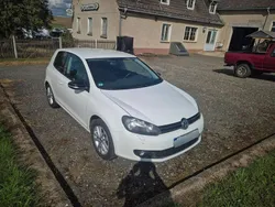 Weiß Gebraucht 2011 VW Golf VI Style Limousine | 7.799 € (Etwas zu teuer)