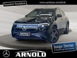 Schwarz (nachtschwarz) Gebraucht 2022 Mercedes EQA300 AMG line SUV | 33.700 € (Guter Preis)