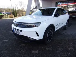 Weiß (arktis weiß) Gebraucht 2025 Opel Grandland X SUV | 34.550 € (Fairer Preis)