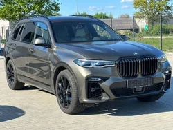 Grün Gebraucht 2022 BMW X7 Sport Line SUV | 82.500 € (Guter Preis)