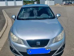 Silber Gebraucht 2011 Seat Ibiza Stylance Limousine | 3.500 € (Guter Preis)