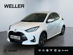 Schneeweiß Neu 2025 Toyota Yaris Hybrid Kleinwagen | 21.990 € (Superpreis)