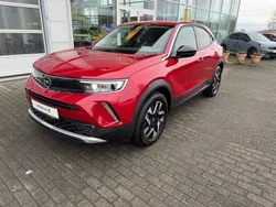 Rot Gebraucht 2022 Opel Mokka-e Elegance SUV | 20.650 € (Fairer Preis)