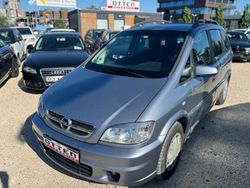 Grau Gebraucht 2004 Opel Zafira Basis Van / Kleinbus | 990 € (Guter Preis)