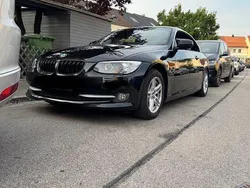 Schwarz Gebraucht 2011 BMW 320 Cabriolet Cabrio | 12.000 € (Fairer Preis)