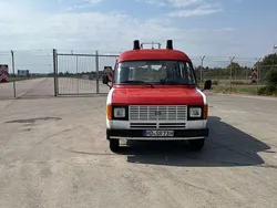 Rot Gebraucht 1983 Ford Transit Van / Kleinbus | 8.950 €