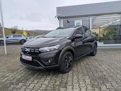 Schwarz Gebraucht 2025 Dacia Sandero Limousine | 15.950 € (Guter Preis)