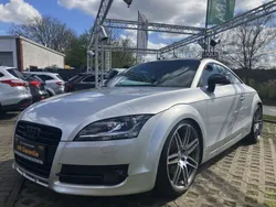 Silber Gebraucht 2006 Audi TT Roadster Sport Cabrio | 11.590 €