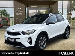 Weiß Gebraucht 2019 Kia Stonic Vision SUV | 15.499 € (Fairer Preis)