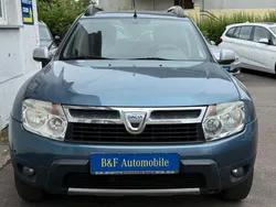 Blau Gebraucht 2010 Dacia Duster Lauréate SUV | 4.500 € (Fairer Preis)