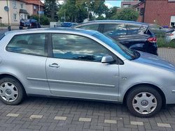 Grau Gebraucht 2004 VW Polo Kleinwagen | 799 €