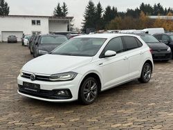 Weiß Gebraucht 2019 VW Polo R-line Limousine | 8.450 €