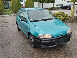 Grün Gebraucht 1996 Fiat Punto Kleinwagen | 1.300 €