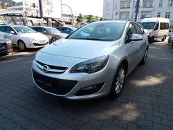 Silber Gebraucht 2015 Opel Astra Kombi | 4.950 € (Superpreis)