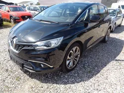 Schwarz Gebraucht 2018 Renault Scénic IV Intens Van / Kleinbus | 7.900 € (Superpreis)