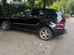 Mercedes ML320