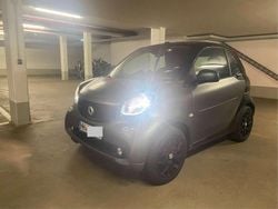 Schwarz Gebraucht 2019 Smart ForTwo Cabrio Basis Cabrio | 17.800 € (Fairer Preis)